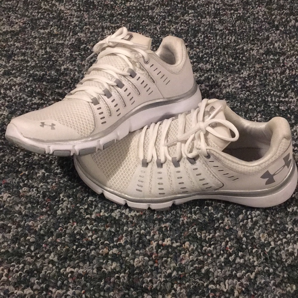 gently worn under armor shoes